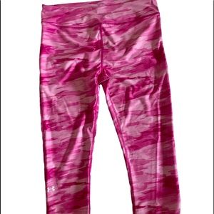 Under Armour Pink Camo athletic capris